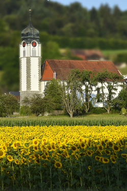 Ansicht Kirche Tgerig